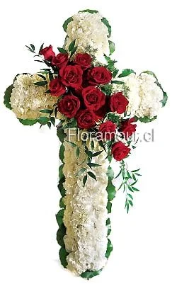 Cruz fúnebre en blanco con aplicación de rosas