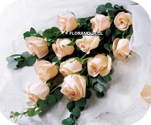 Ramo de rosas en tono pastel