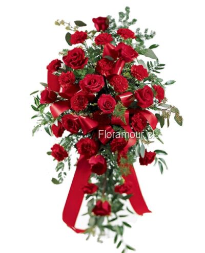 Manto fúnebre cubre urna Rosas y Claveles.