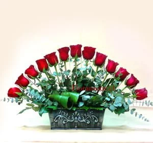 Helenic - Arreglo de rosas en forma de abanico